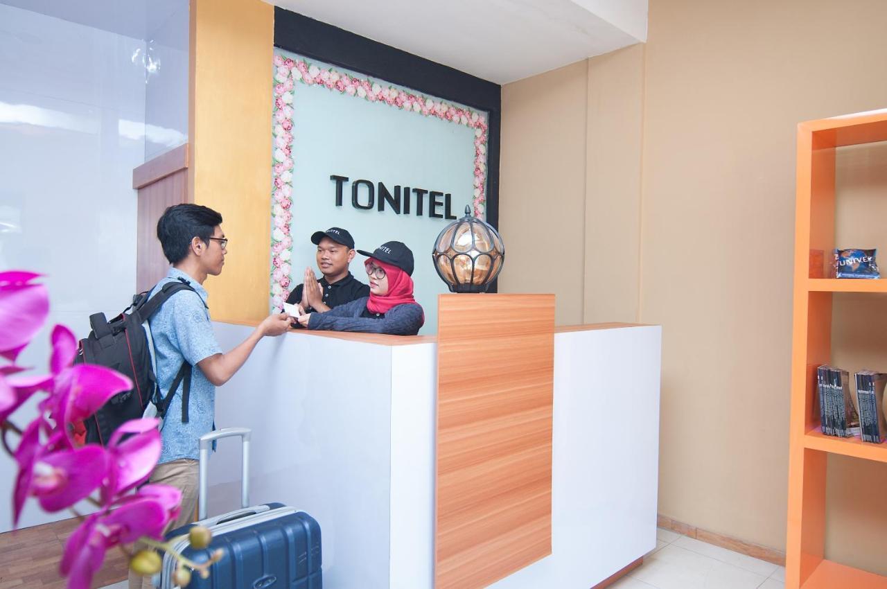 Tonitel Hotel Malioboro Yogyakarta Eksteriør bilde